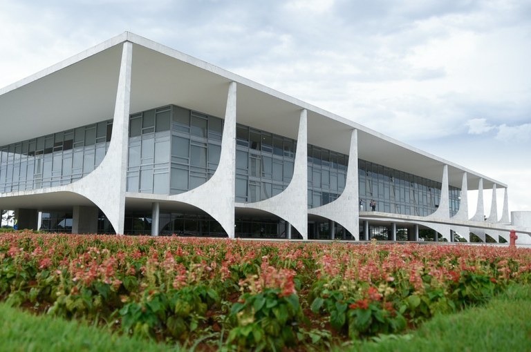 Presidência da República abre concurso para servidor | SINDFAZENDA